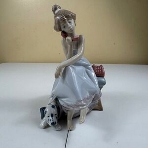 Lladró 5466‎ Chit-Chat Girl on Phone w Dalmatian Dog Porcelain Figurine 1988